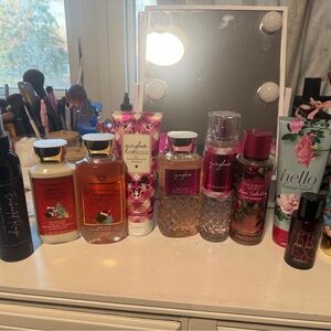 Victoria's Secret Pink and Gold Body Wash